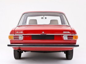 Audi 100