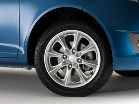 Chery Very (A13)