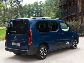 Minivan