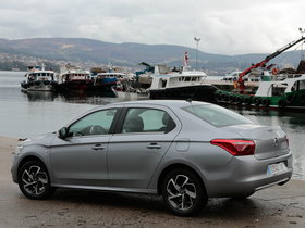 Sedan