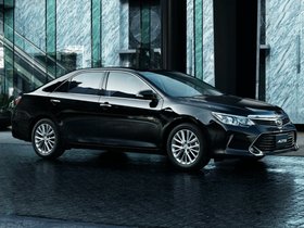 Daihatsu Altis