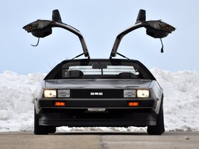 DeLorean DMC-12