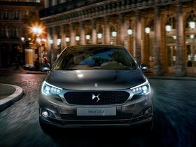 DS 4