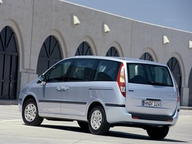 Minivan