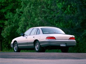 Ford Crown Victoria