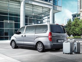 Minivan