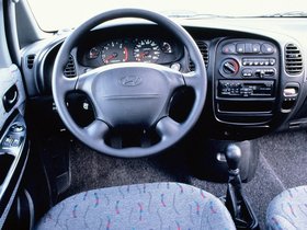 Hyundai H-1