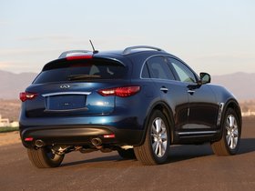 Infiniti QX70