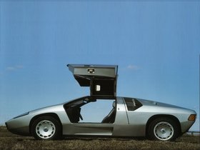 Isdera Imperator 108i