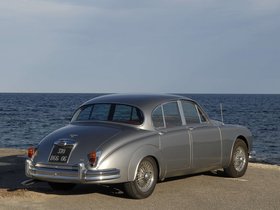 Sedan
