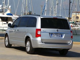 Minivan