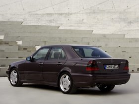 Sedan