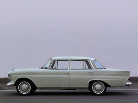 Sedan