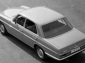 Sedan