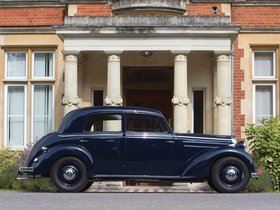 Mercedes-Benz W136