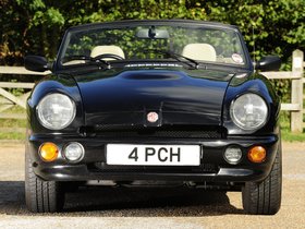 MG RV8