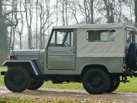 Mitsubishi Jeep J