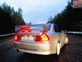 სედანი