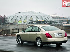 Sedan
