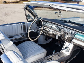 Oldsmobile Starfire