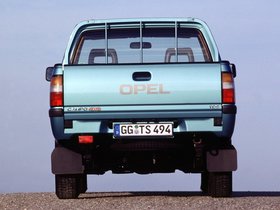 Opel Campo