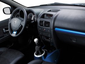 Renault Clio V6