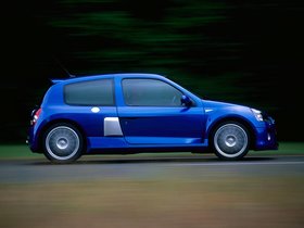 Renault Clio V6