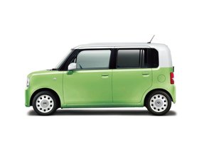 Toyota Pixis Space