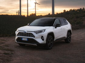 RAV 4