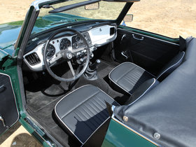 Triumph TR4