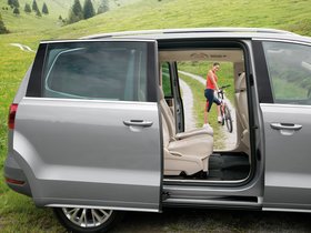 Minivan