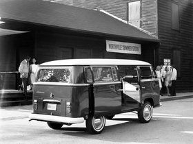Minivan