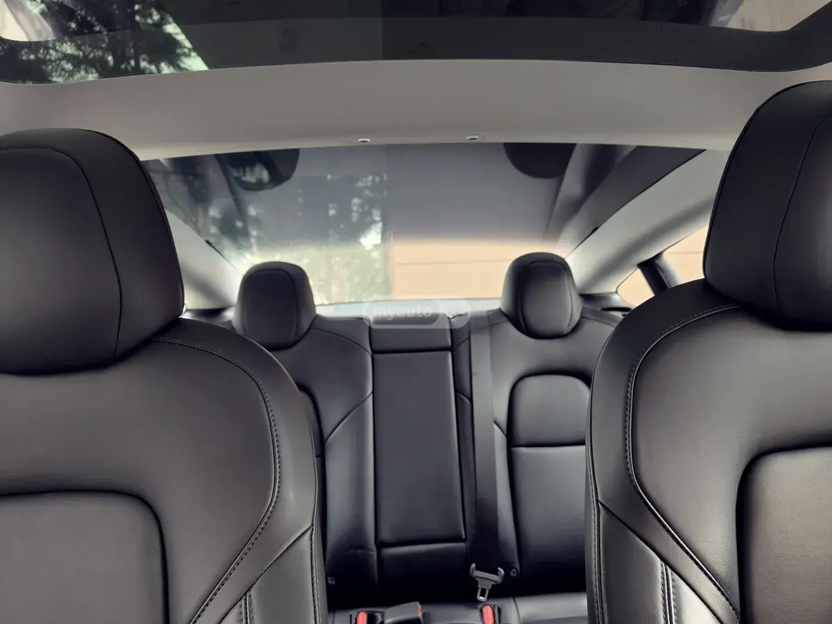 Tesla Model 3, миниатюра 8