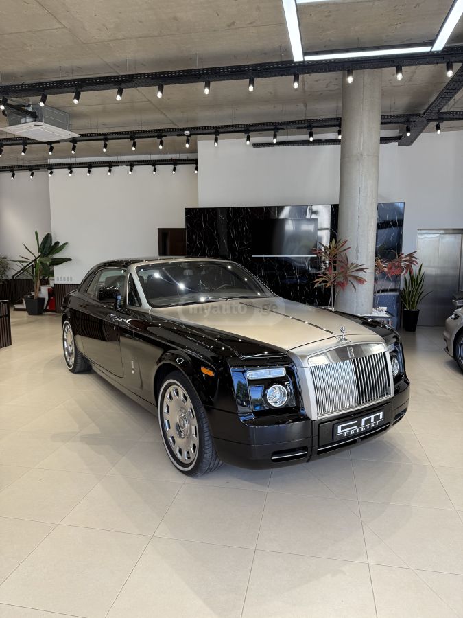 Rolls-Royce Phantom