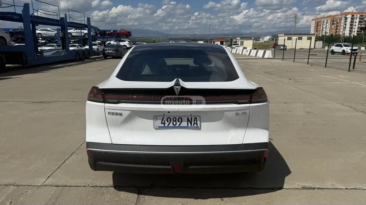 Changan Deepal SL03 