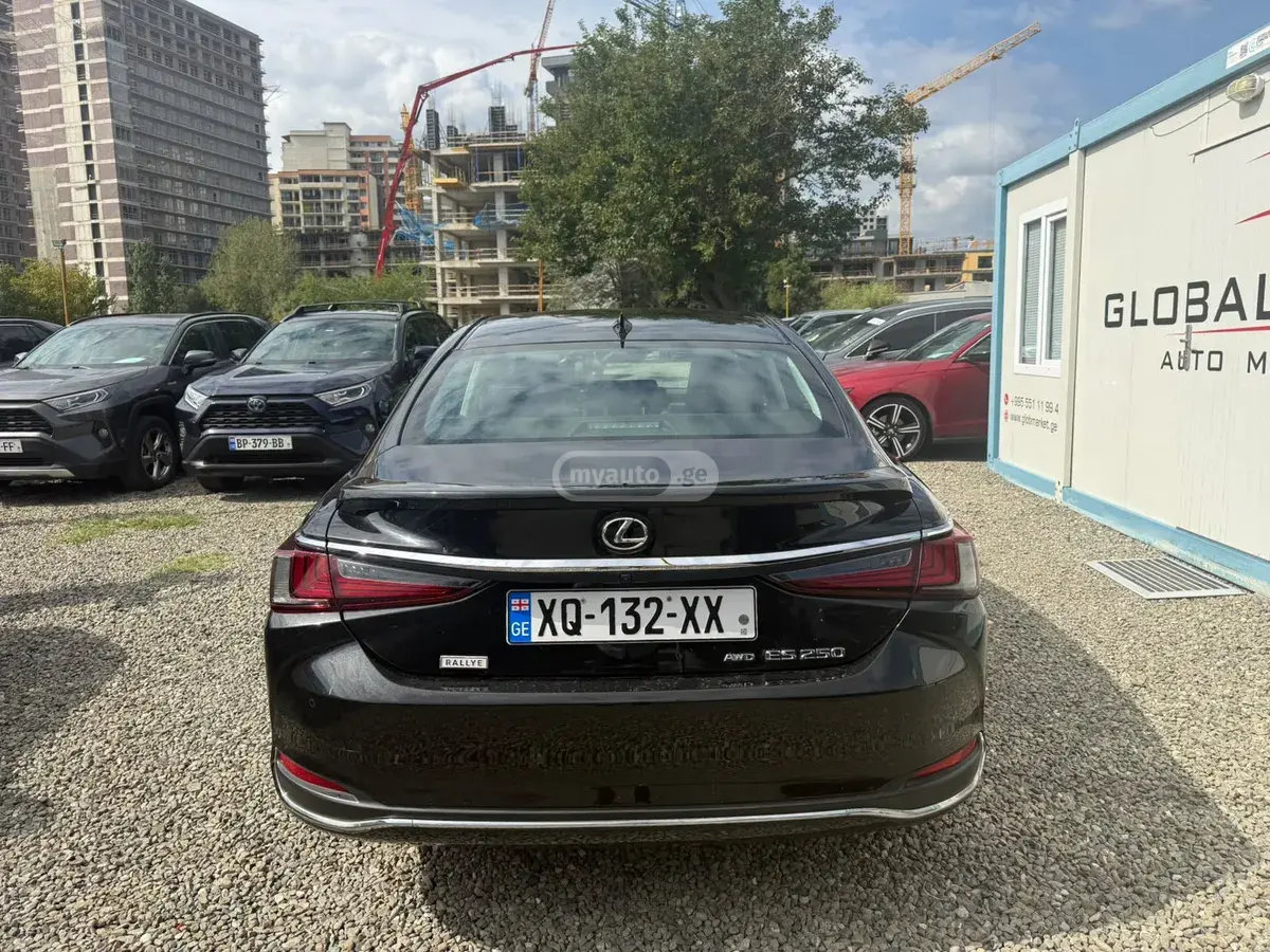 Lexus ES 250