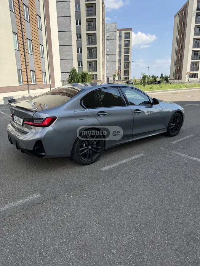 BMW 3 Series 330, миниатюра 10