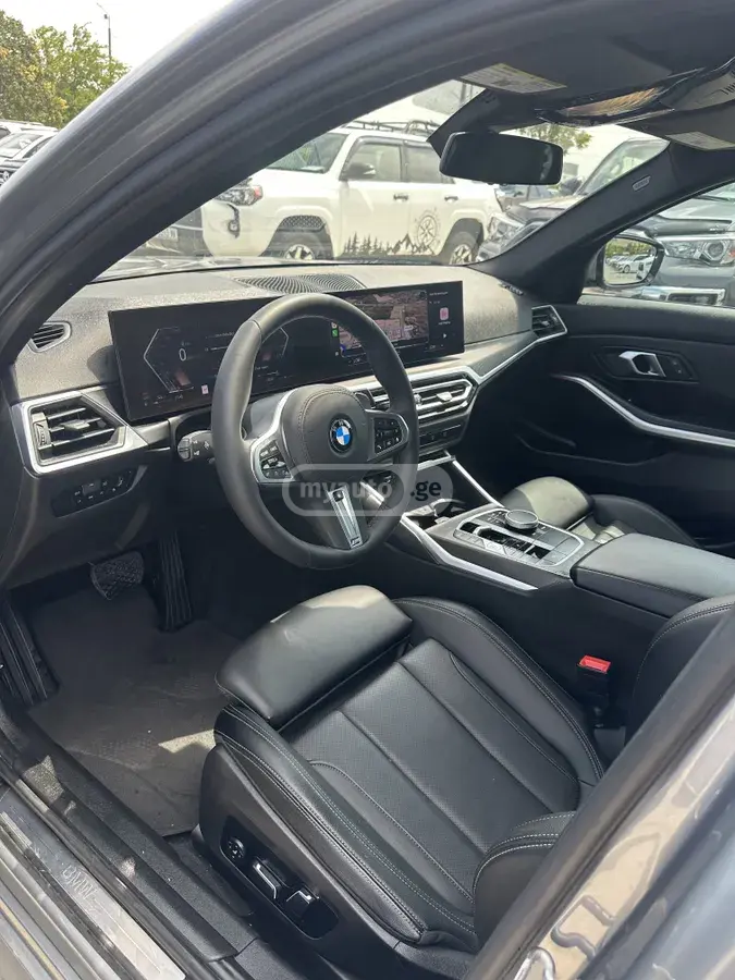 BMW 3 Series 330, миниатюра 13