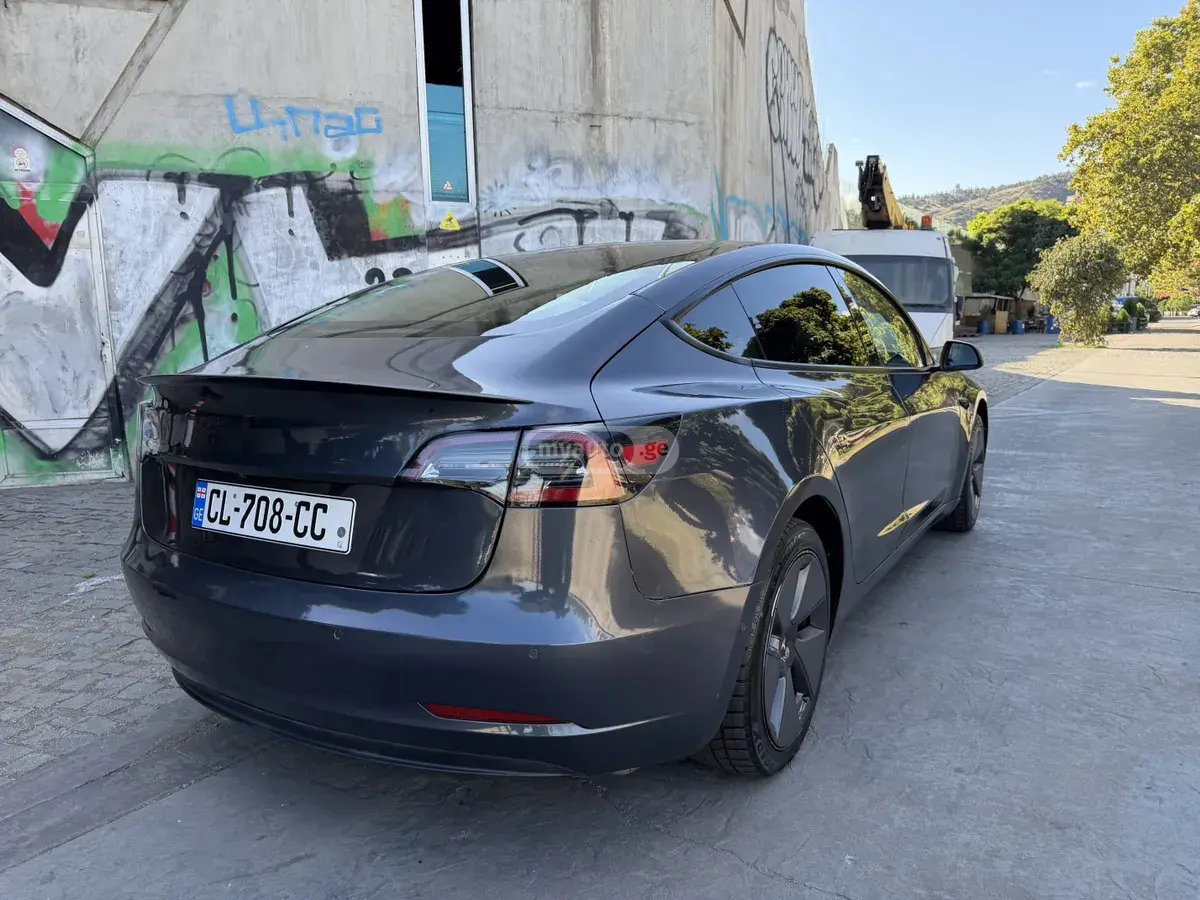 Tesla Model 3, миниатюра 9