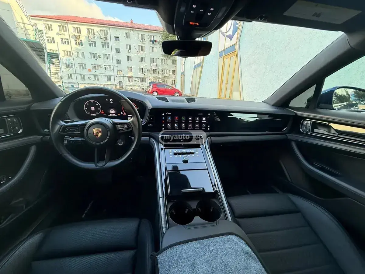 Porsche Panamera, миниатюра 9