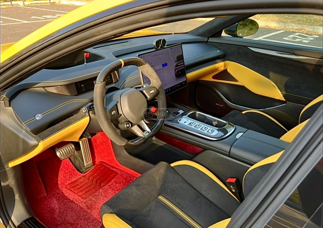 Xiaomi SU7 