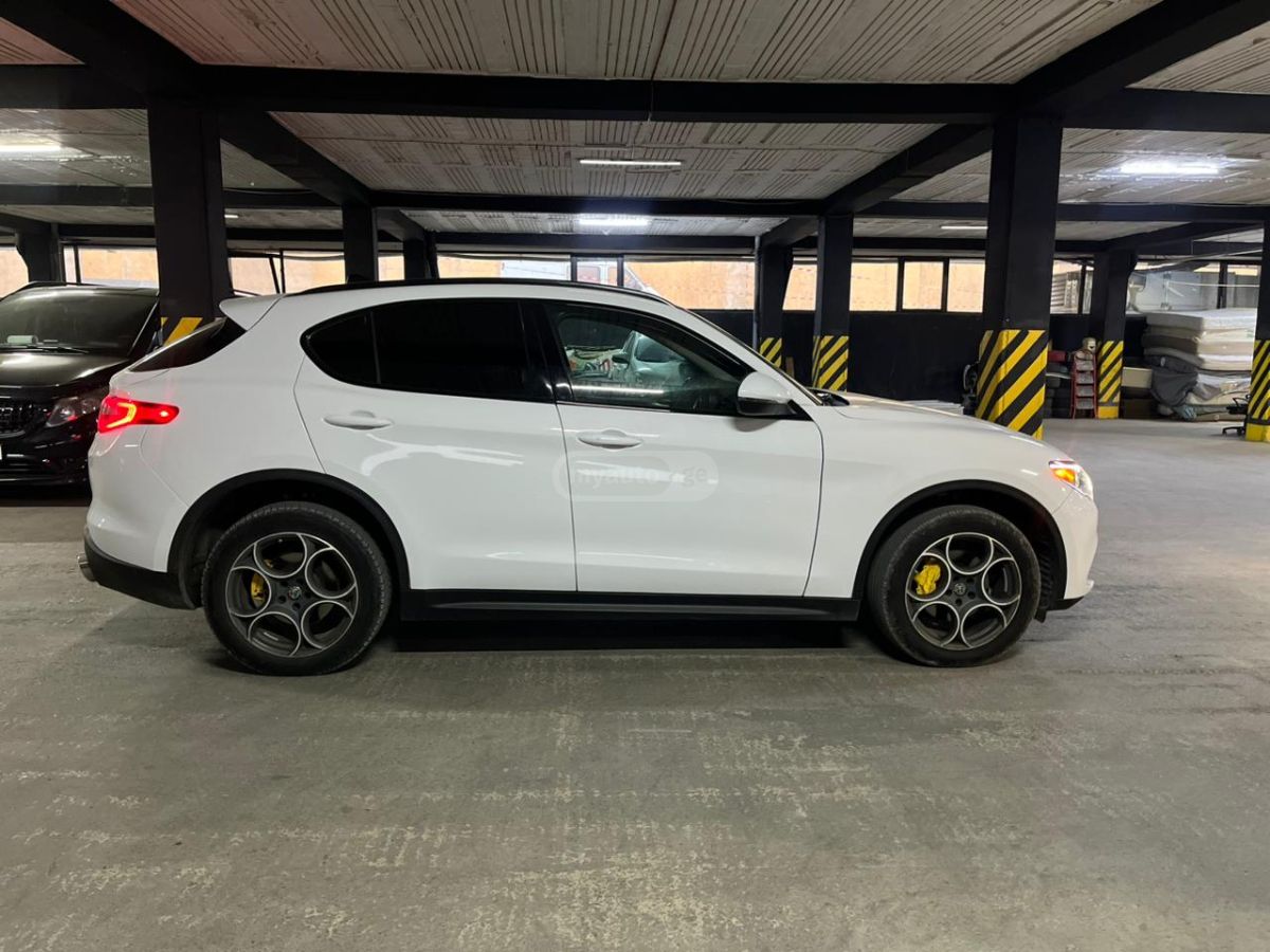 Alfa Romeo Stelvio