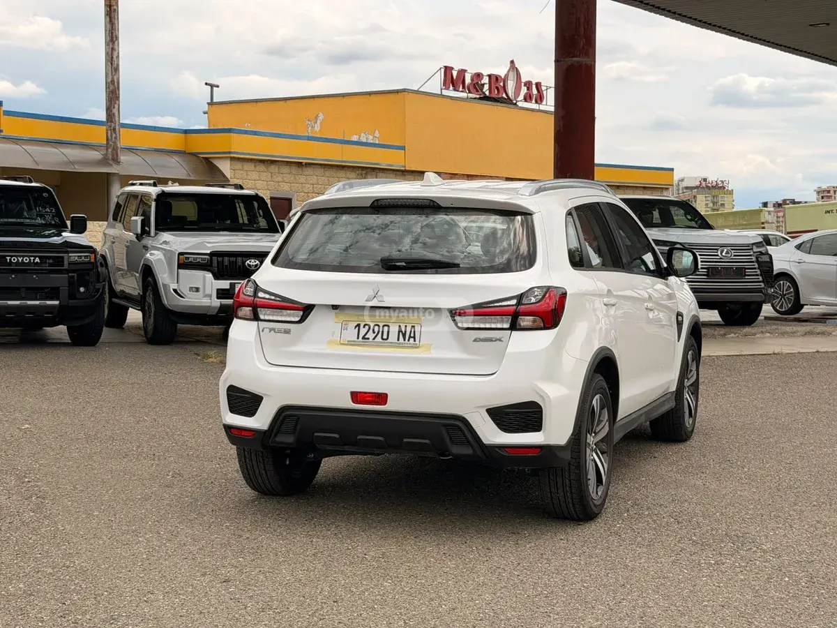 Mitsubishi ASX, миниатюра 2
