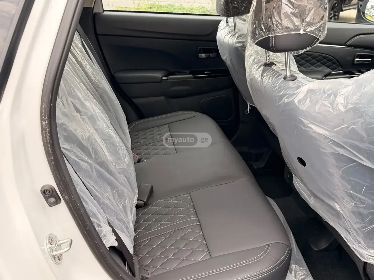 Mitsubishi ASX, миниатюра 6