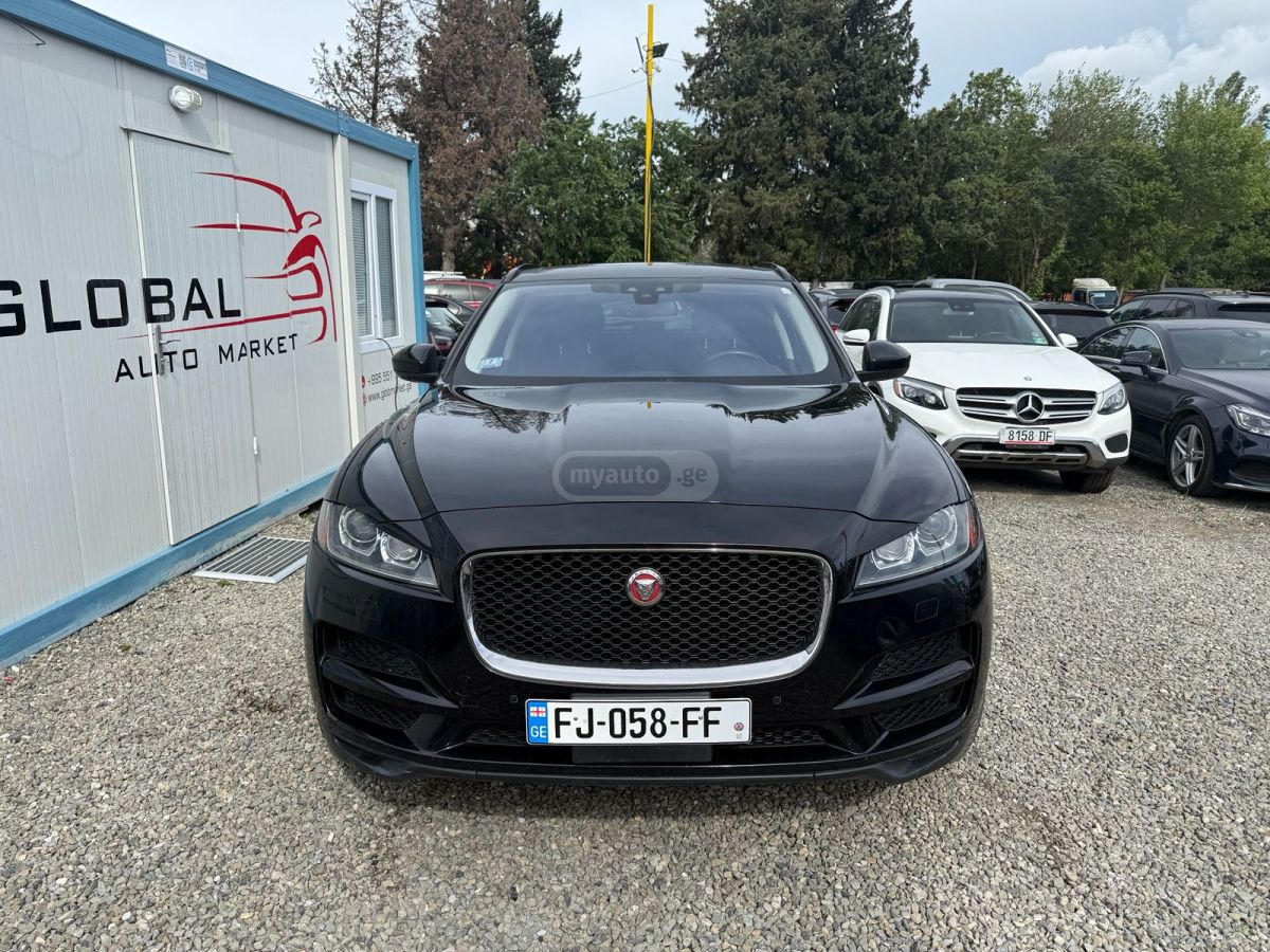 Jaguar F-Pace
