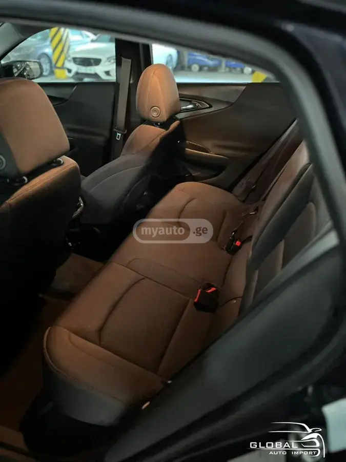 Chevrolet Malibu 