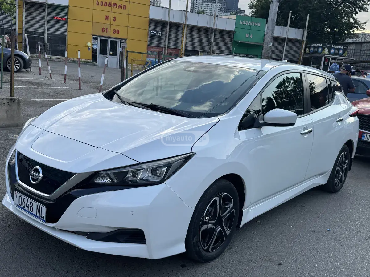 Nissan LEAF, миниатюра 6