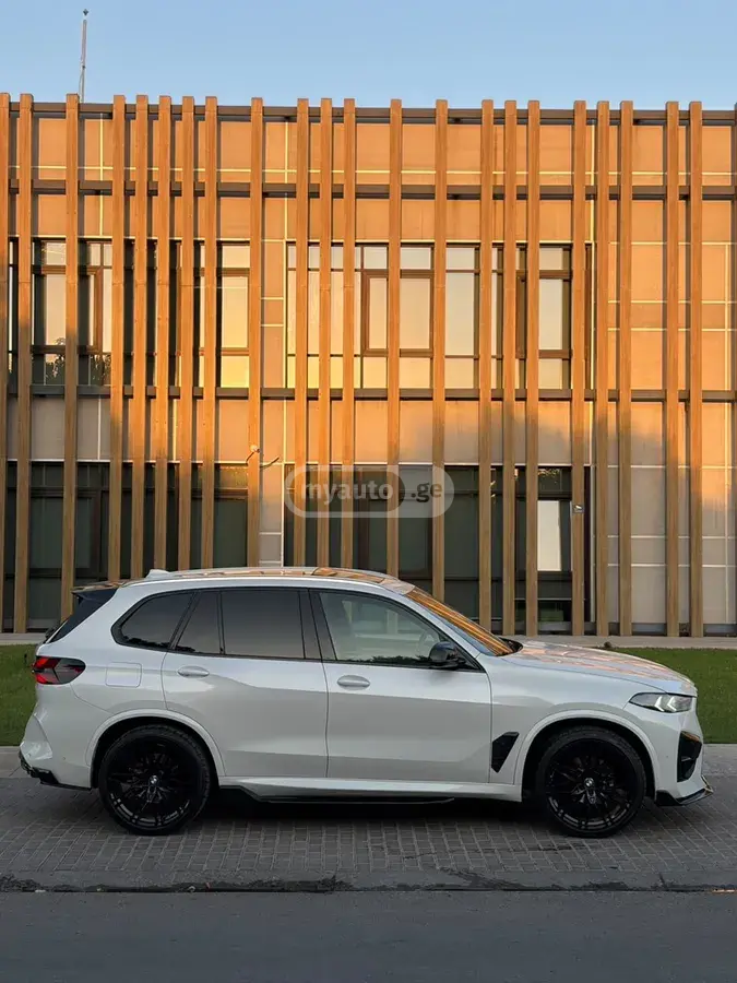 BMW X5, миниатюра 8