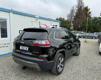 Jeep Cherokee 