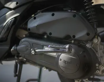 Aprilia SR 160 Carbon 